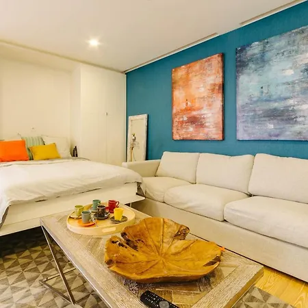 Santana Stylish Apartment By Altido Apartman *