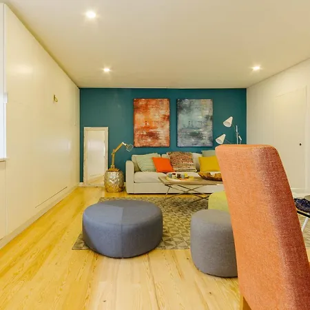 Santana Stylish Apartment By Altido *
